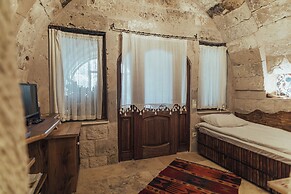 Sah Saray Cave Suites Halal Hotel