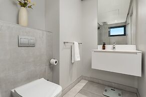 16 on Bree Luxury Apartments