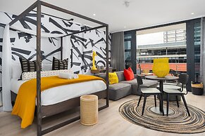 16 on Bree Luxury Apartments