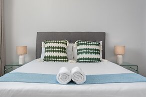 16 on Bree Luxury Apartments