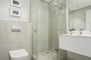 16 on Bree Luxury Apartments