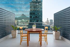 16 on Bree Luxury Apartments