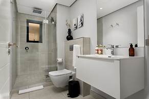 16 on Bree Luxury Apartments