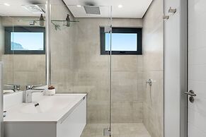 16 on Bree Luxury Apartments