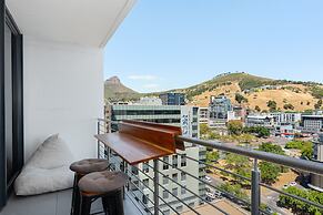 16 on Bree Luxury Apartments