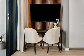16 on Bree Luxury Apartments