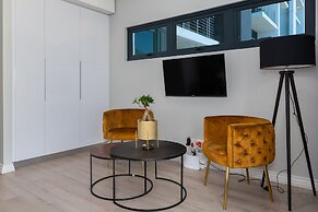 16 on Bree Luxury Apartments