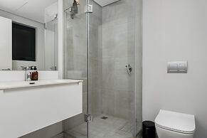 16 on Bree Luxury Apartments