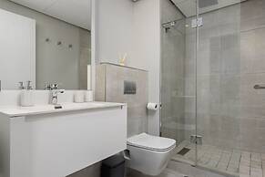 16 on Bree Luxury Apartments