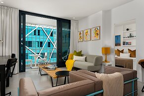 16 on Bree Luxury Apartments