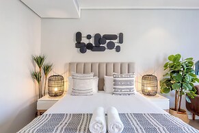 16 on Bree Luxury Apartments