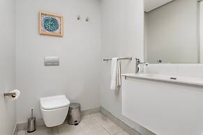 16 on Bree Luxury Apartments