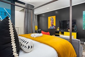16 on Bree Luxury Apartments