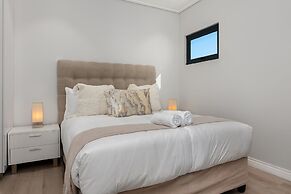 16 on Bree Luxury Apartments