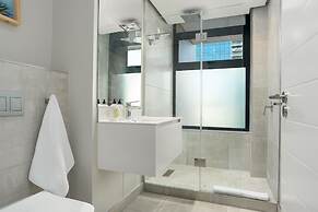 16 on Bree Luxury Apartments