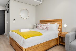 16 on Bree Luxury Apartments