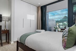 16 on Bree Luxury Apartments