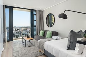 16 on Bree Luxury Apartments