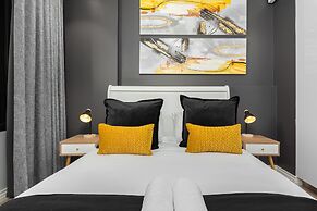 16 on Bree Luxury Apartments