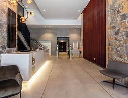 16 on Bree Luxury Apartments