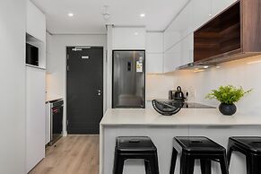 16 on Bree Luxury Apartments