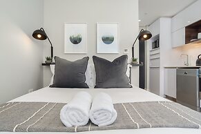 16 on Bree Luxury Apartments