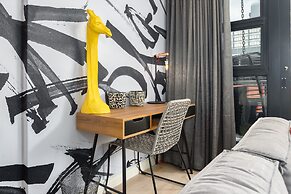16 on Bree Luxury Apartments