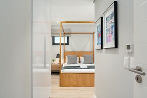 16 on Bree Luxury Apartments