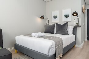 16 on Bree Luxury Apartments