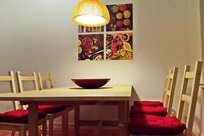2bed Old Town Apt Sleeps 6 - Rooftop Terrace, Wifi