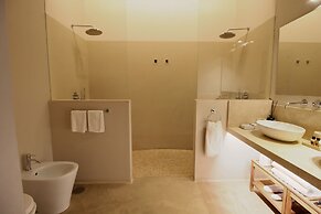 Domus 21 Luxury Suites