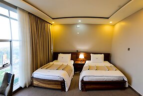 Maple Leaf Hotel