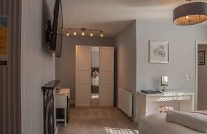 Bridgeside Rooms