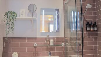 Bridgeside Rooms