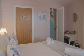 Bridgeside Rooms