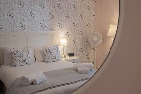 Bridgeside Rooms