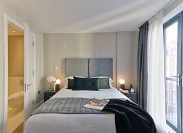 Fitzrovia apartments by DMONTRIO