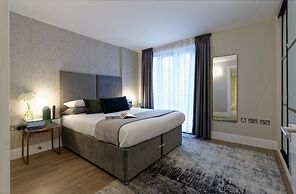 Fitzrovia apartments by DMONTRIO