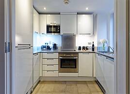 Fitzrovia apartments by DMONTRIO