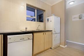 Dolphin Ridge 108