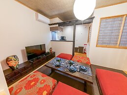 Yadoya Yanagidori East