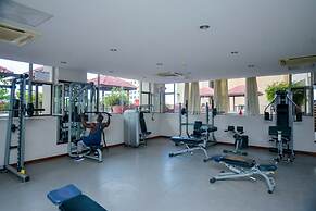 AURA SUITES