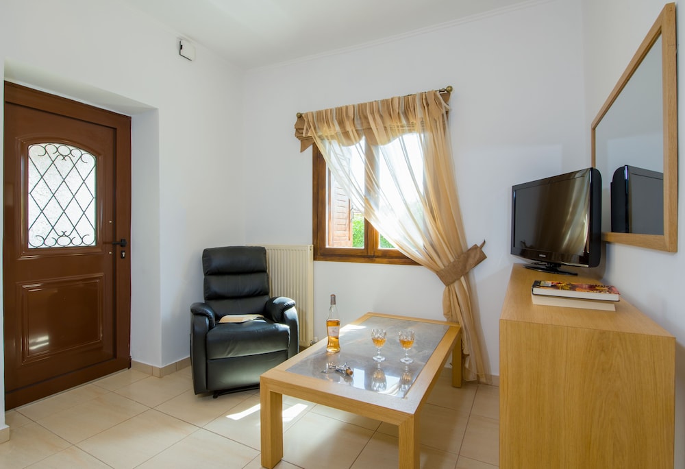Lilium Stone Villa