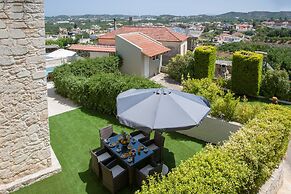 Lilium Stone Villa