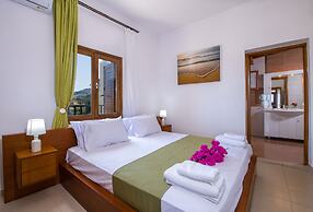 Lilium Stone Villa