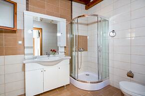 Lilium Stone Villa