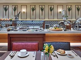 EST Grand Hotel Savoy