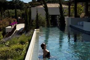 Eliamos Villas Hotel & Spa