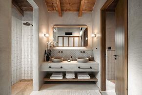 Eliamos Villas Hotel & Spa