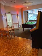 The Avari Hotel